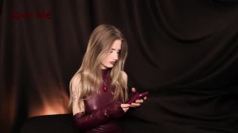 Snapshot of waterfallwoods chatting on 11, 2, 2026 waterfallwoods online show from 11, 2, 2026