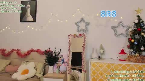 Snapshot of watermelon_sugar_ chatting on 11, 1, 2025 Tess Pls support me with Can we reach 155 my favorite number online show from 11, 1, 2025