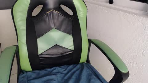 Trixie 3 online show from 26, 10, 2025