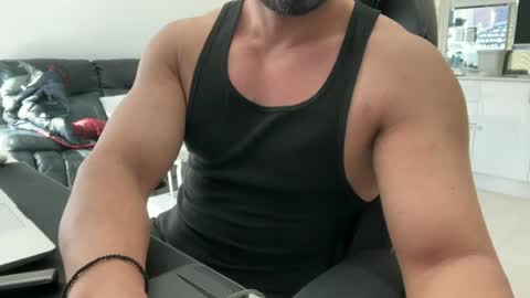 Snapshot of weaponx1 chatting on 10, 8, 2026 Weapon X online show from 10, 8, 2026