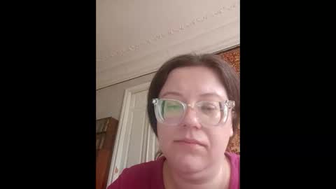 Snapshot of webgirl2 chatting on 19, 4, 2026 Marina online show from 19, 4, 2026