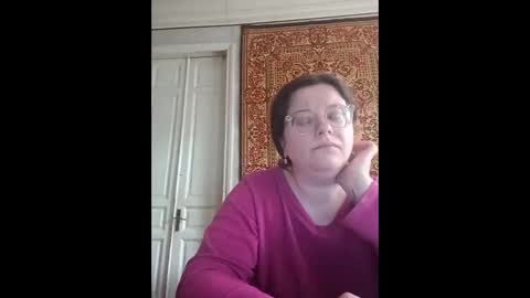 Snapshot of webgirl2 chatting on 25, 4, 2026 Marina online show from 25, 4, 2026