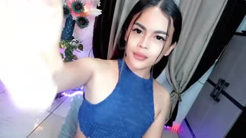 Snapshot of wellcumbabyxx chatting on 18, 4, 2026 Hi Im LOVIE Please dont forget to follow and thumbs up me online show from 18, 4, 2026