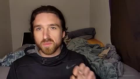 Snapshot of wellhereigo chatting on 8, 1, 2025 Igo online show from 8, 1, 2025