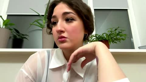 Snapshot of wendolynmusil chatting on 24, 3, 2026 Anna online show from 24, 3, 2026