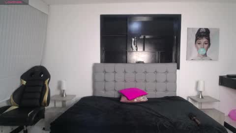 Snapshot of wendy_1_ chatting on 24, 5, 2026 wendy_1_ online show from 24, 5, 2026