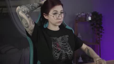 little girl who is always rightLisa online show from 10, 9, 2025