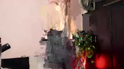 Snapshot of west_ta chatting on 25, 2, 2025 tatty online show from 25, 2, 2025