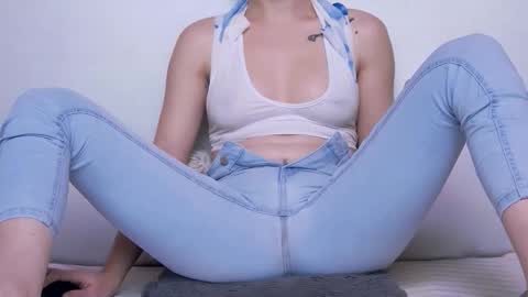 Beatrice Moan from LovenseWet from Tip MenuOpen for Private online show from 7, 11, 2025