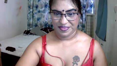 Snapshot of wetindian1971 chatting on 28, 7, 2026 kavita online show from 28, 7, 2026