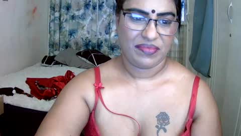Snapshot of wetindian1971 chatting on 28, 7, 2026 kavita online show from 28, 7, 2026