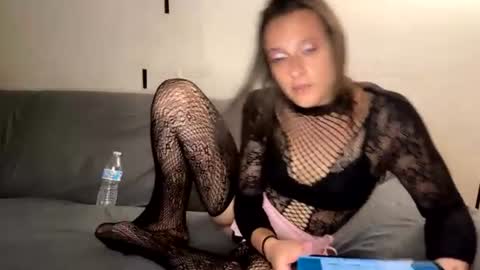 Snapshot of wetpanties_foryou chatting on 24, 6, 2026 wetpanties_foryou online show from 24, 6, 2026
