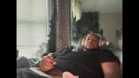 Snapshot of wettdreammcumtru chatting on 13, 9, 2025 Magic johnson 313 online show from 13, 9, 2025