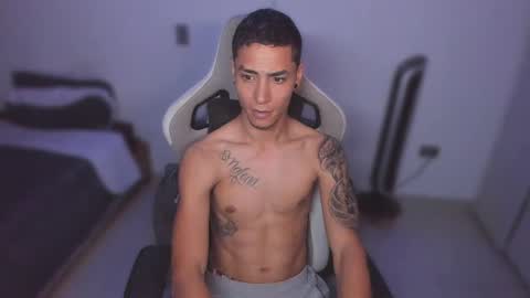 Snapshot of wexx_ chatting on 4, 11, 2025 wex online show from 4, 11, 2025