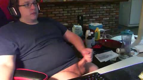 Snapshot of whateverdude555 chatting on 2, 12, 2025 whateverdude555 online show from 2, 12, 2025