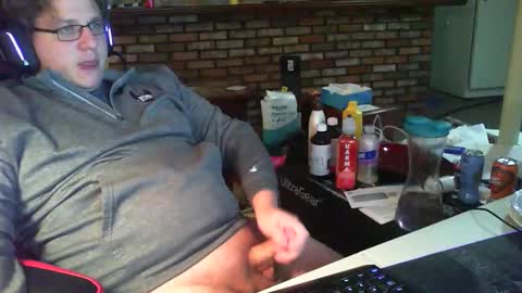 Snapshot of whateverdude555 chatting on 4, 12, 2025 whateverdude555 online show from 4, 12, 2025