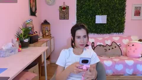 Snapshot of whats_her_name chatting on 12, 2, 2026 Victoria Maria online show from 12, 2, 2026