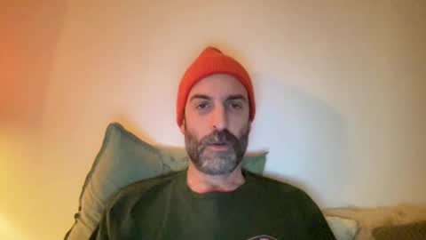 Snapshot of whiskylovexxx chatting on 20, 12, 2025 WhiskyLove online show from 20, 12, 2025