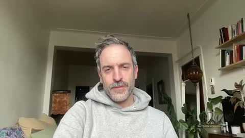 Snapshot of whiskylovexxx chatting on 7, 4, 2026 WhiskyLove online show from 7, 4, 2026