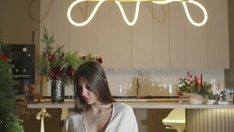 Naomi online show from 22, 12, 2025