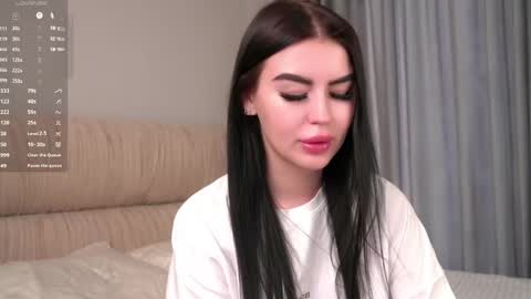 Snapshot of whisperlure chatting on 11, 5, 2026 Zozo online show from 11, 5, 2026