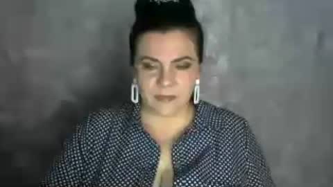 Snapshot of white__queen_ chatting on 17, 6, 2026 white__queen_ online show from 17, 6, 2026