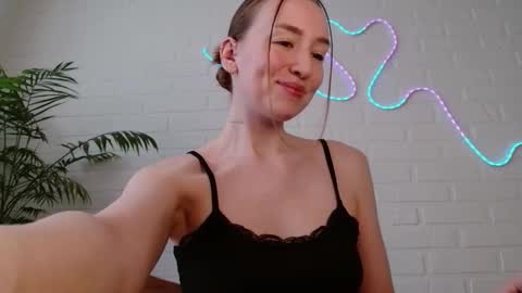 You wont find me here on Saturdays and Sundays  online show from 22, 3, 2026