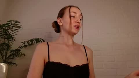 Snapshot of whiteprincessluna chatting on 28, 5, 2026 You wont find me here on Saturdays and Sundays online show from 28, 5, 2026