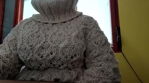 whitesweater online show from 26, 11, 2025