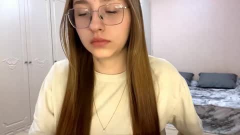 Vicky online show from 27, 4, 2026