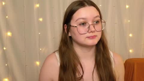 Sarah online show from 5, 2, 2025