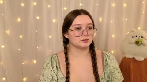 Sarah online show from 6, 2, 2025