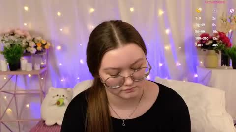 Sarah online show from 28, 2, 2025