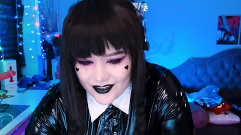 Snapshot of wickedxqueen chatting on 13, 2, 2025 Laura  online show from 13, 2, 2025