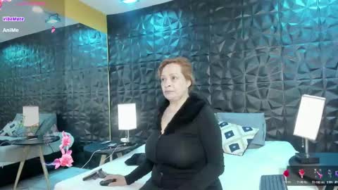 Snapshot of wife_mature chatting on 9, 12, 2024 sussy online show from 9, 12, 2024