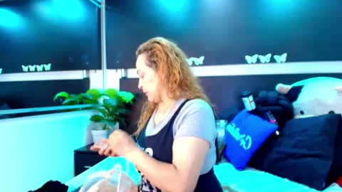 Snapshot of wife_mature chatting on 11, 7, 2026 sussy online show from 11, 7, 2026