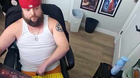 Snapshot of wifebeatershirtdude chatting on 10, 9, 2025 WiggaInAWifebeater online show from 10, 9, 2025