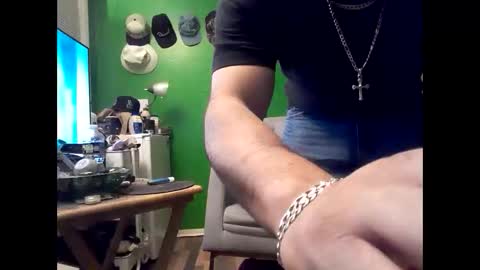 Snapshot of wifeleftm chatting on 2, 3, 2026 simbastud online show from 2, 3, 2026