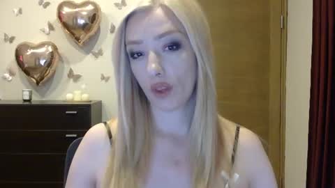 Snapshot of wild_silk_desire chatting on 11, 7, 2026 Alina online show from 11, 7, 2026