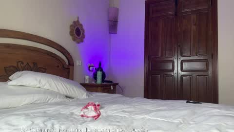 OF JunoHoly online show from 31, 3, 2026