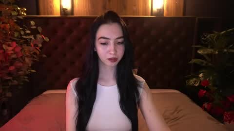 Alena online show from 11, 4, 2026