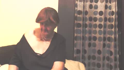 WildRedCat online show from 20, 11, 2025