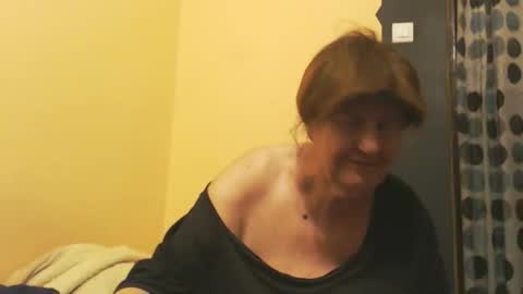 WildRedCat online show from 15, 5, 2026