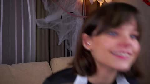 Eva online show from 31, 10, 2025