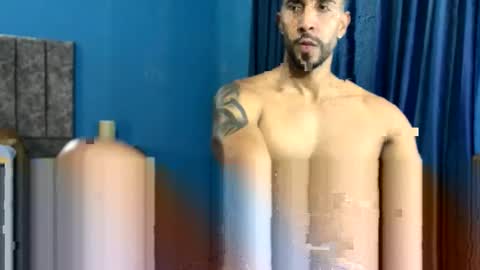 OLIVER SANZ online show from 11, 11, 2025