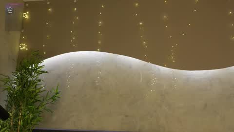 Ms Willow online show from 20, 3, 2026