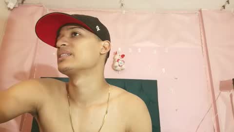 Snapshot of willytal2025 chatting on 15, 12, 2025 willytal2025 online show from 15, 12, 2025