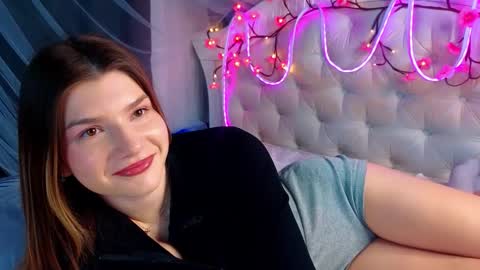 Vicki3 online show from 9, 3, 2026