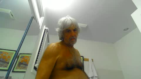 Snapshot of winedog2020 chatting on 29, 7, 2026 Gundja Man online show from 29, 7, 2026