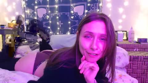 Eevie online show from 2, 12, 2024